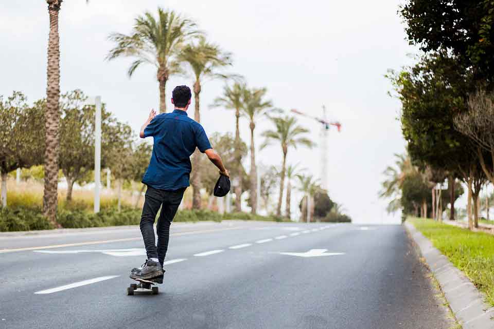 Why Electric Skateboards Are Helping Shape the Future of Urban Mobility